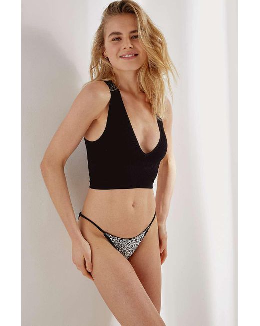 Out From Under Black Hailey Seamless Plunging Bra Top