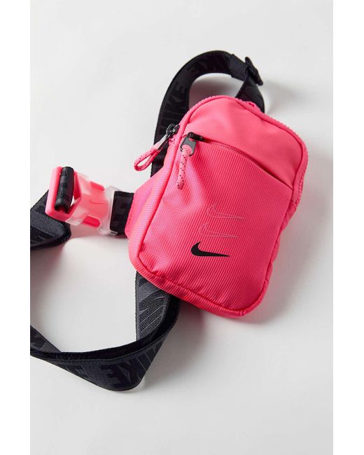 Nike Sportswear Essentials Small Hip Pack in Pink | Lyst Canada