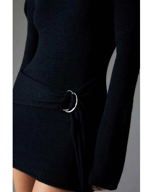 Urban Outfitters Gray Uo - minikleid "wisteria" aus strick mit d-ring-verschluss