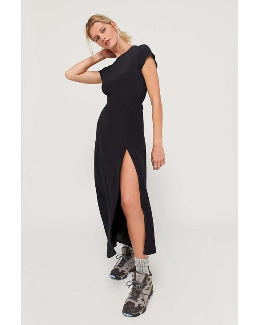 uo lindsey cap-sleeve midi dress Urban Outfitters + Lindsey Cap-Sleeve Midi Dress
