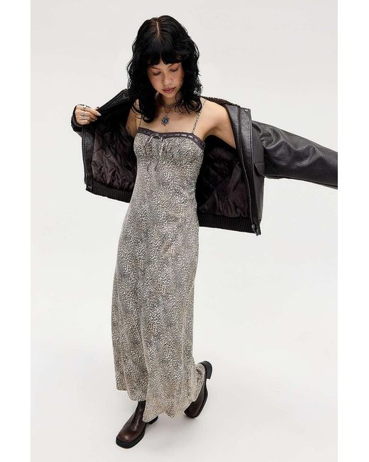 Kimchi Blue Black With A Kiss Midi Dress