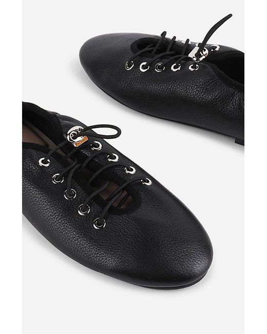 INTENTIONALLY ______ Black Atomic Flat