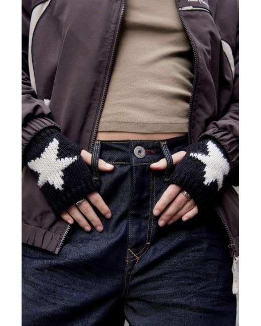 Urban Outfitters Gray Uo Star Chunky Knit Fingerless Gloves