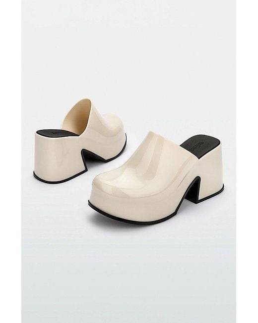 Melissa White Mia Platform Clog