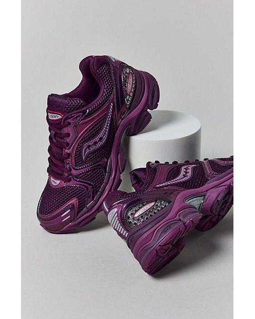 Saucony Purple Progrid Triumph 4 Sneaker