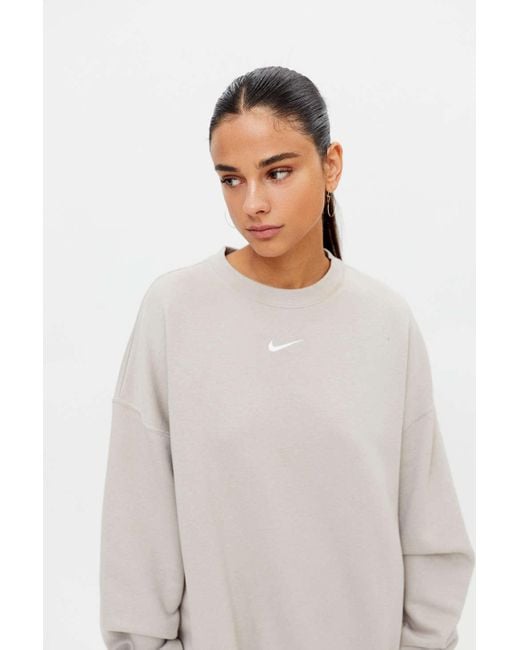 Nike Essential Oversized Crew Neck Sweatshirt | Lyst