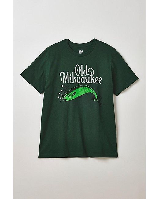 Urban Outfitters Green Old Milwaukee Fish Or Buzz Graphic Tee for men