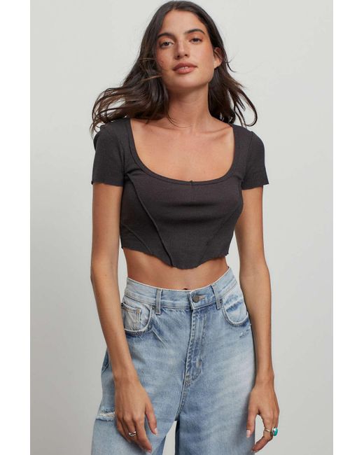 Urban Outfitters Uo Seamed Scoop Neck Cropped Top in Black - Lyst