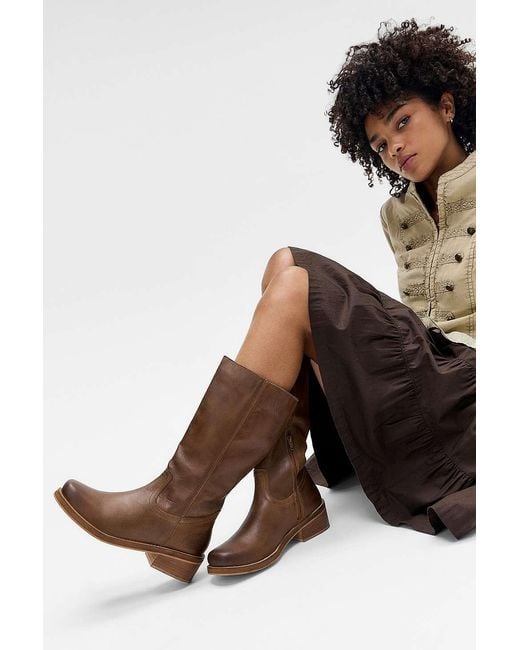 BDG Natural Pull-on Leather Boots