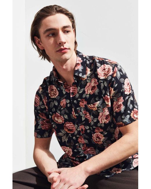 Urban Outfitters Uo Wandering Rose Rayon Short Sleeve Buttondown Shirt