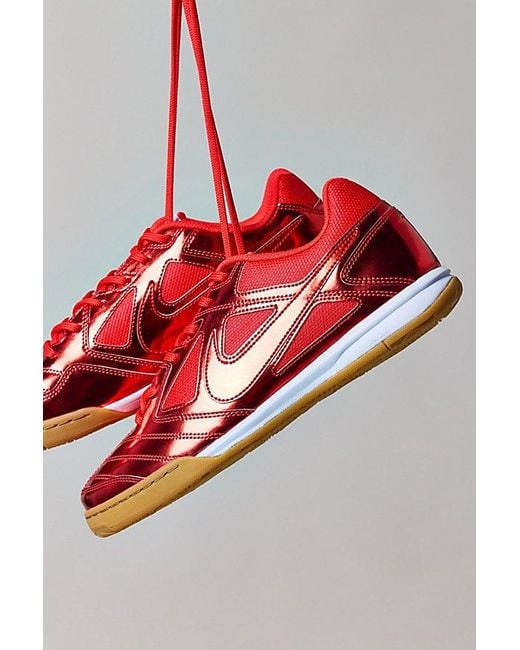 Urban Outfitters Gray Nike Gato Lv8 Sneaker