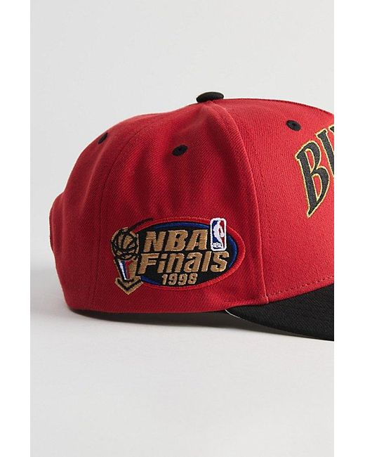 Mitchell & Ness Red Crown Jewels Pro Chicago Bulls Snapback Hat for men