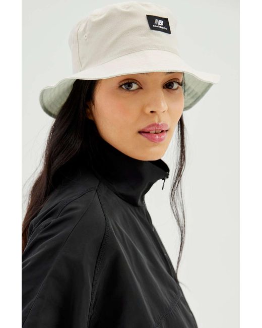 New Balance Reversible Bucket Hat in Black | Lyst