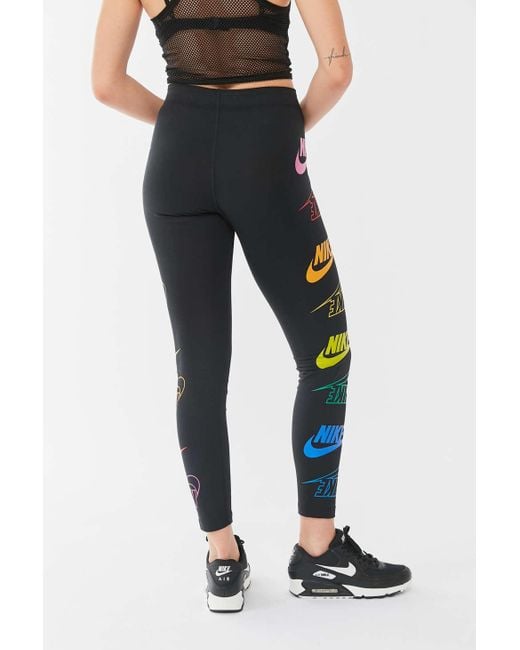 sjaal worm Basistheorie Nike Nike Leg-a-see Rainbow Logo Legging | Lyst