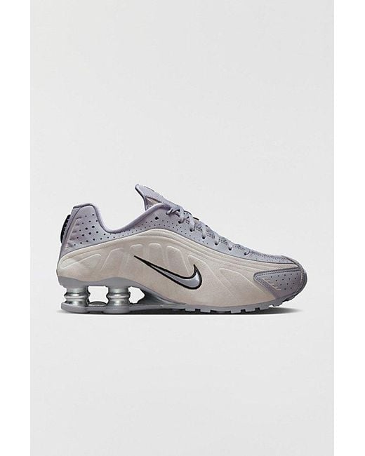 Nike Metallic Shox R4 Sneaker