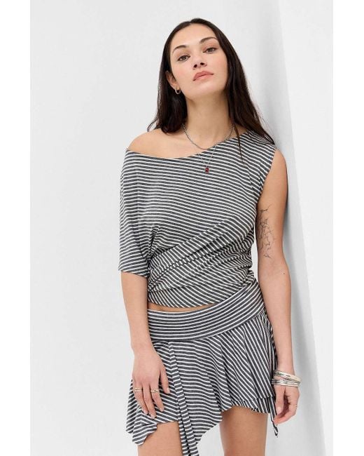 Silence + Noise,Urban Outfitters Gray Silence + Noise,urban Outfitters Silence + Noise Livia Off-shoulder T-shirt