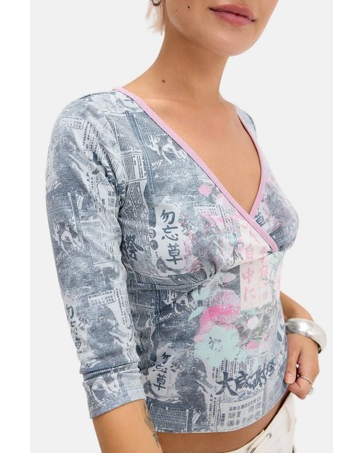 Kimchi Blue Blue Newspaper Fitted Wrap Top