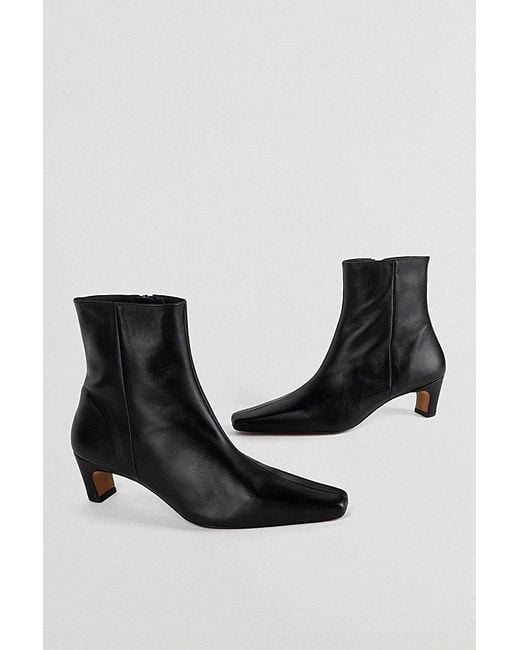 INTENTIONALLY ______ Black Lexi Kitten Heel Ankle Boot