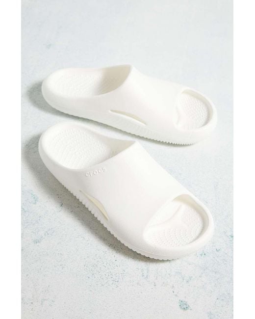 CROCSTM White Mellow Recovery Sliders for men