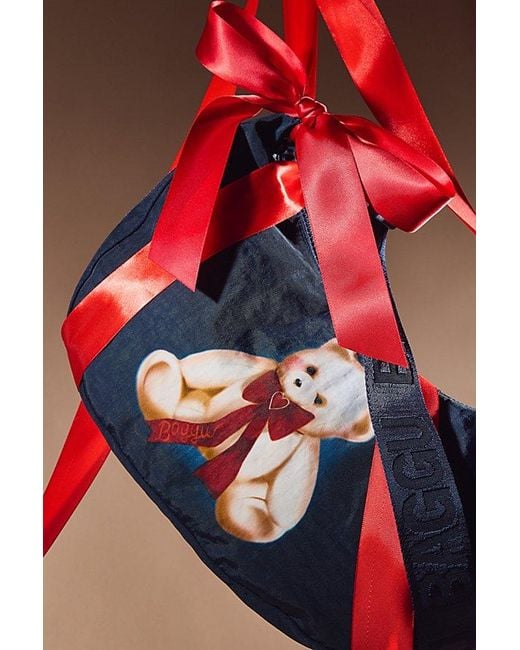 Baggu Red Uo Exclusive Medium Nylon Crescent Bag