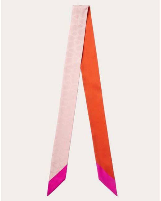 Valentino Garavani トワル イコノグラフ シルク バンドゥスカーフ 女性 ローズ/オレンジ/pink Pp