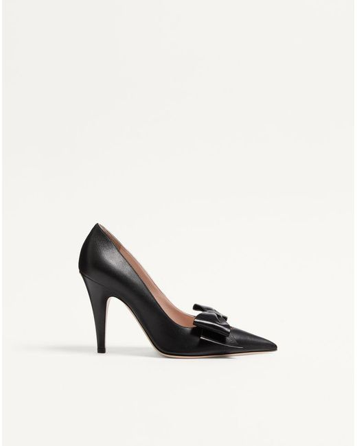 Valentino Garavani White Bowow Pump