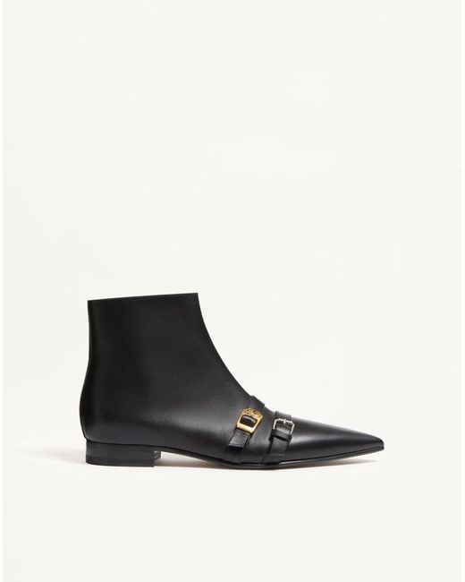 Valentino Garavani Black Mockers Calfskin Ankle Boot 40 for men