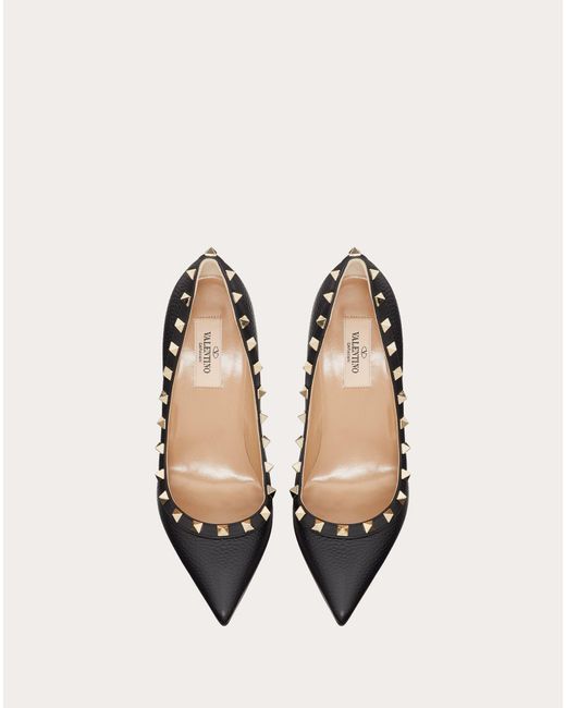 rockstud grainy calfskin ankle strap pump 100 mm