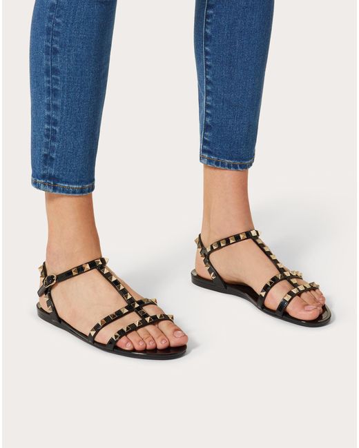 rockstud flat rubber sandal
