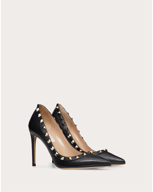 valentino garavani rockstud pumps