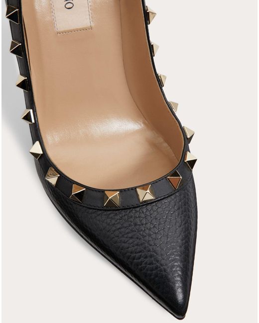 rockstud grainy calfskin ankle strap pump 100 mm