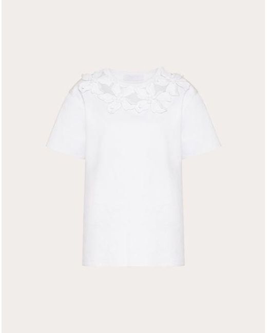 T-shirt in cotton jersey ricamata di Valentino in Natural