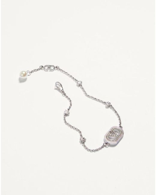 Valentino Garavani Vロゴ シグネチャー メタル X パール X スワロフスキー® クリスタル ブレスレット 女性 Rhodium Natural