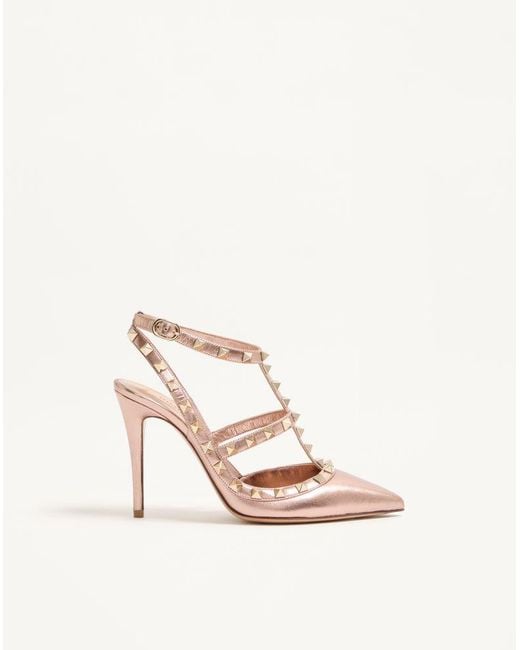 Valentino Garavani White Rockstud Pump