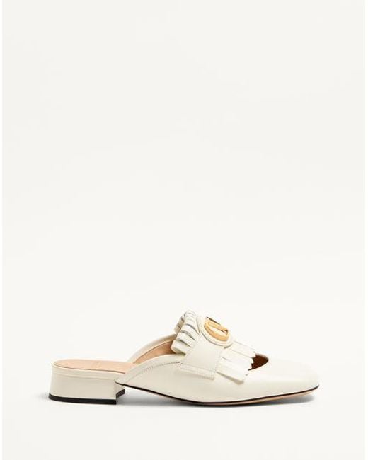 Valentino Garavani White Vlogo Signature Mokassin-Pantoletten Aus Kalbsleder Mit Fransen, 25 Mm Frau