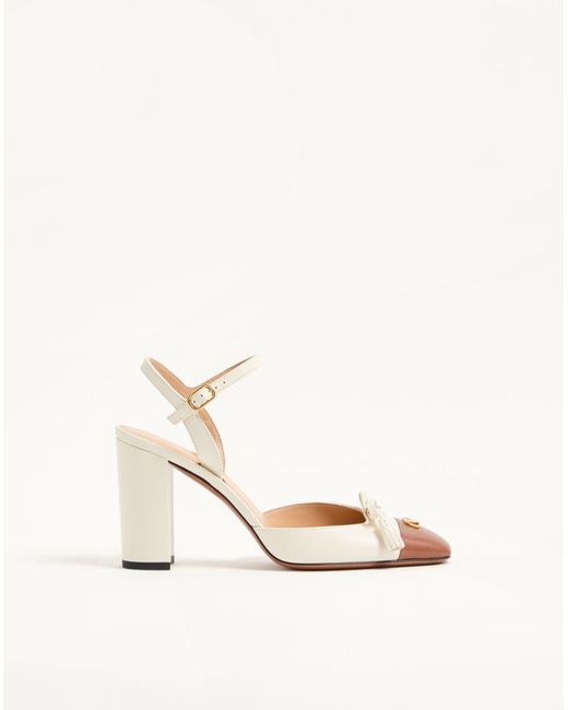 Valentino Garavani Natural Valet Du Roi Pumps