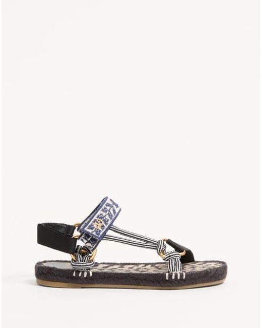 Valentino Garavani White Lake Powell Sandal With Grape Embroidery 20Mm