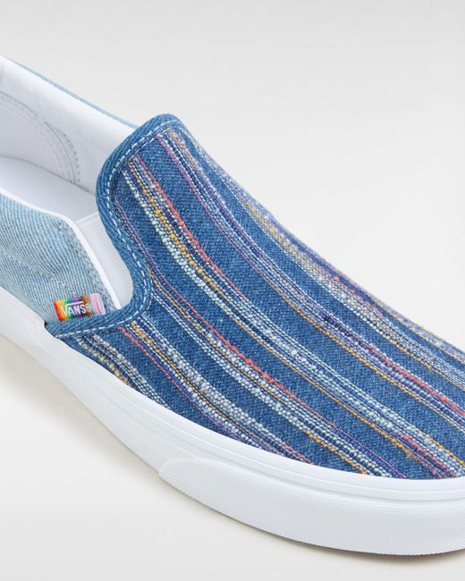 Vans Blue Together As Ourselves Classic Slip-On-Schuhe (2Gether As Ourselves Multi) , Größe