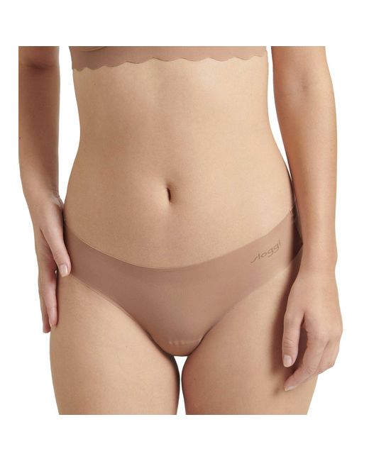 Sloggi String in het White
