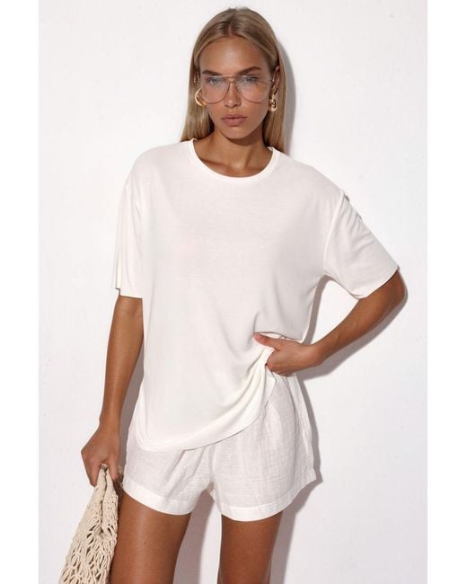 Busem White Loose Fit Crew Neck T-Shirt