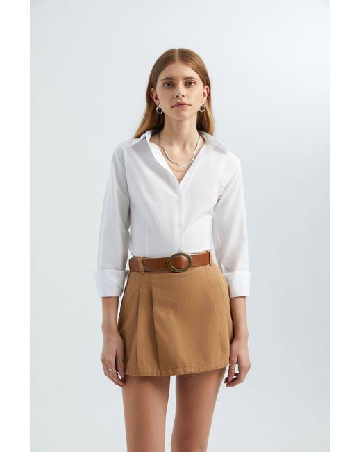Hiccup White Mid Rise Pleated Mini Skirt With A Belt