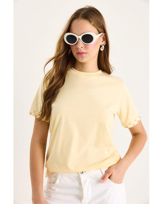 Bianco Lucci Geborduurd Crew Neck Korte Mouwen T-Shirt in het Natural