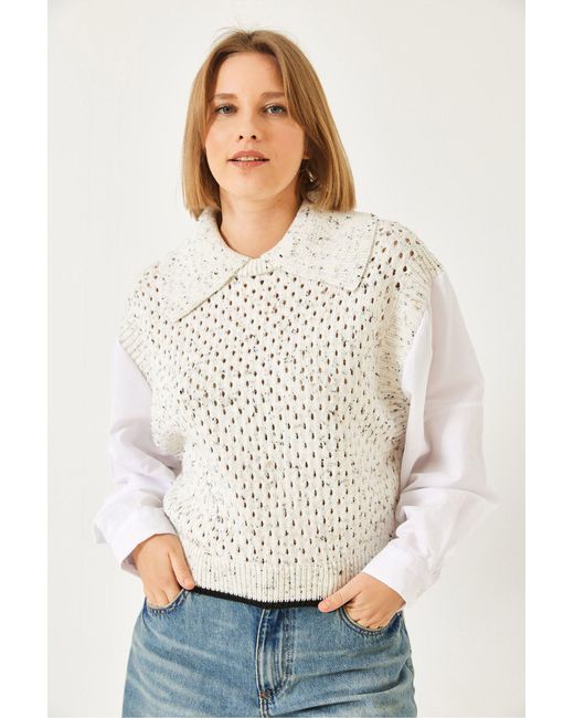 Bianco Lucci White Textured Knit Crop Sweater With Shirt Collar