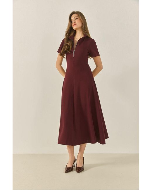 Bianco Lucci Red Fitted Midi Dress With Zipper Collar