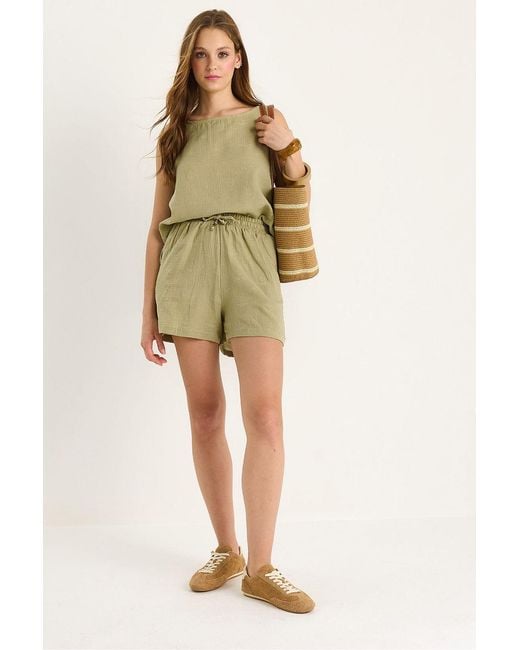 Bianco Lucci Green Short High Waist Two-Piece Coord Set With Button Closure