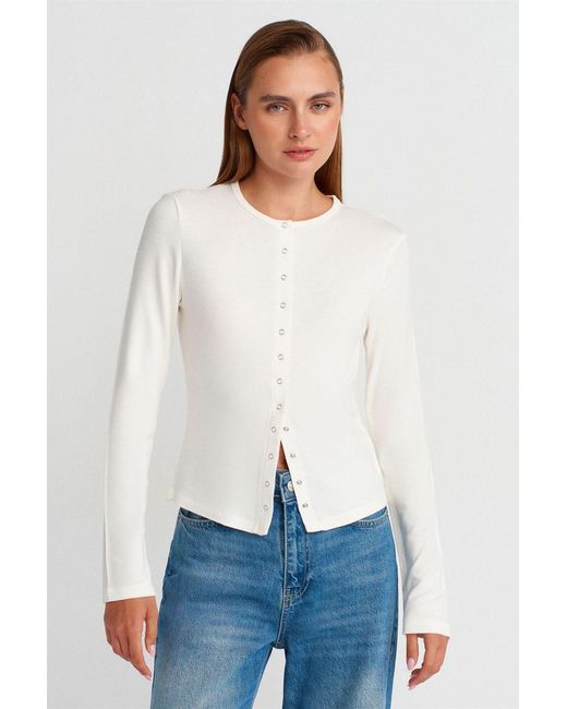 Dilvin Geribbelde Crew Neck Knopen Cardigan in het White