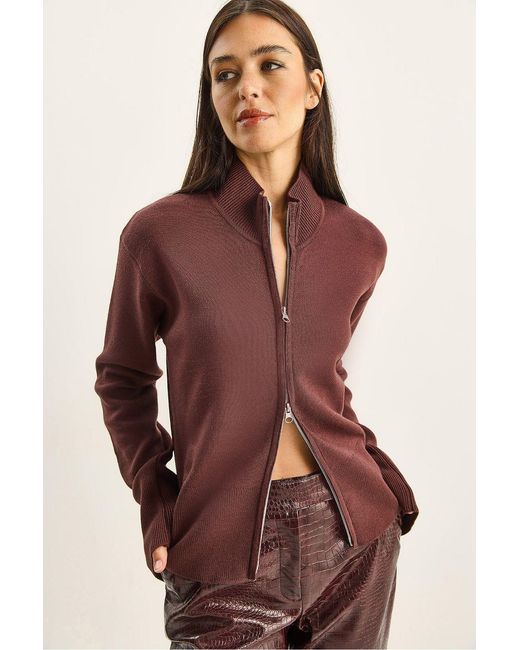 Bianco Lucci Red Half Turtleneck Ribbed Knit Cardigan With Zipper