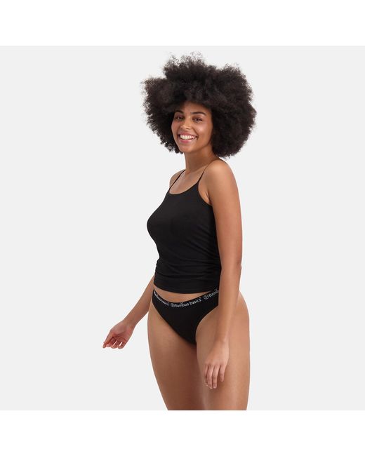 Bam String in het Black