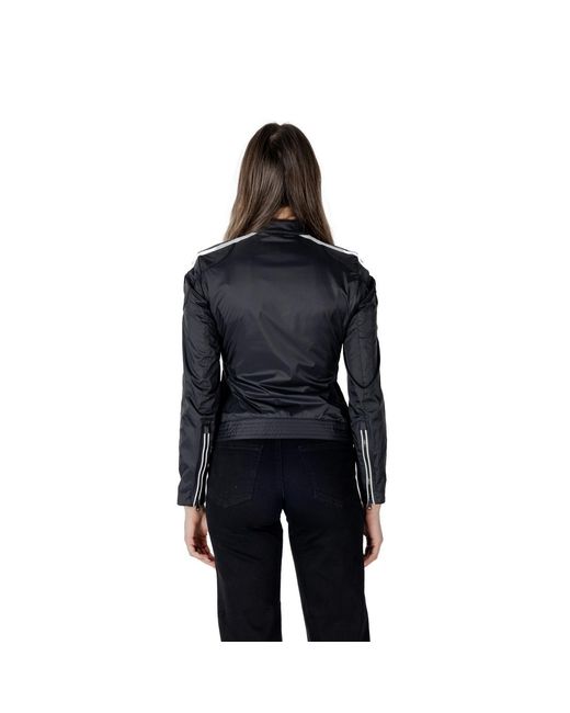 Blauer Blazer in het Blue