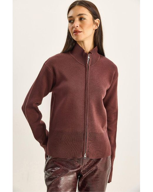Bianco Lucci Red Half Turtleneck Ribbed Knit Cardigan With Zipper